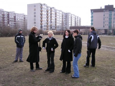 2004-03-07 Petanque na sídlišti